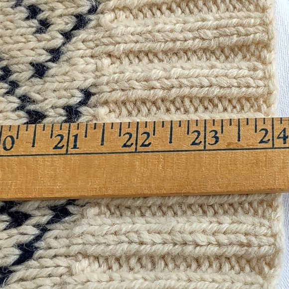 Vintage Aeropostale 100% Wool Hooded Zip-up Ski Sweater Hand Knit Size Medium - Picture 11 of 14